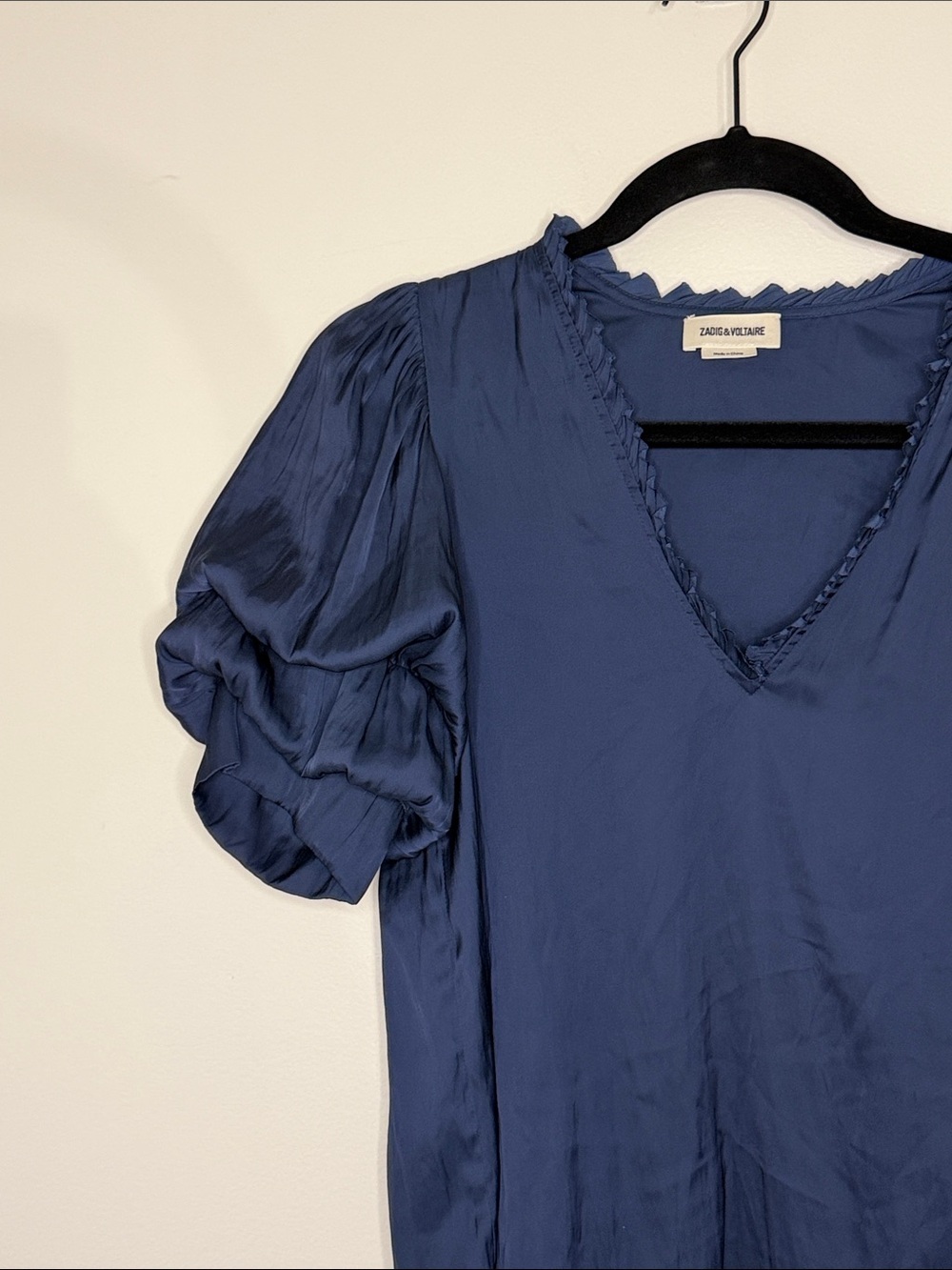 ZADIG & VOLTAIRE Taste Satin Navy Ruffle Puff Short Sleeve V Neck Blouse XS - Picture 5 of 10